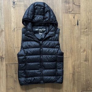 TNA little puff Black Hooded Puffer Vest size Small